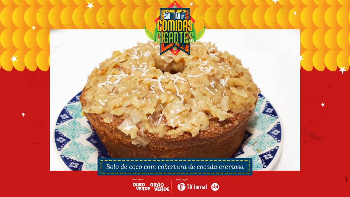 Bolo de coco com cobertura de cocada cremosa