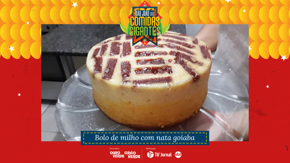 Bolo de milho com nata goiaba