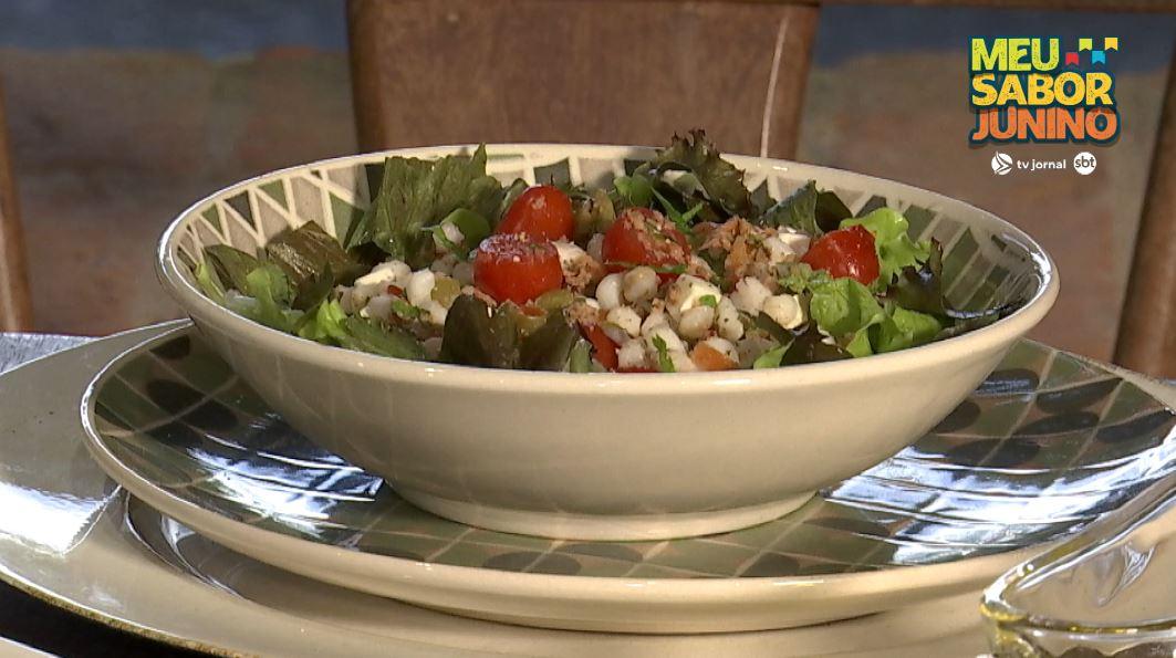 Aprenda a fazer salada de Munguzá Branco